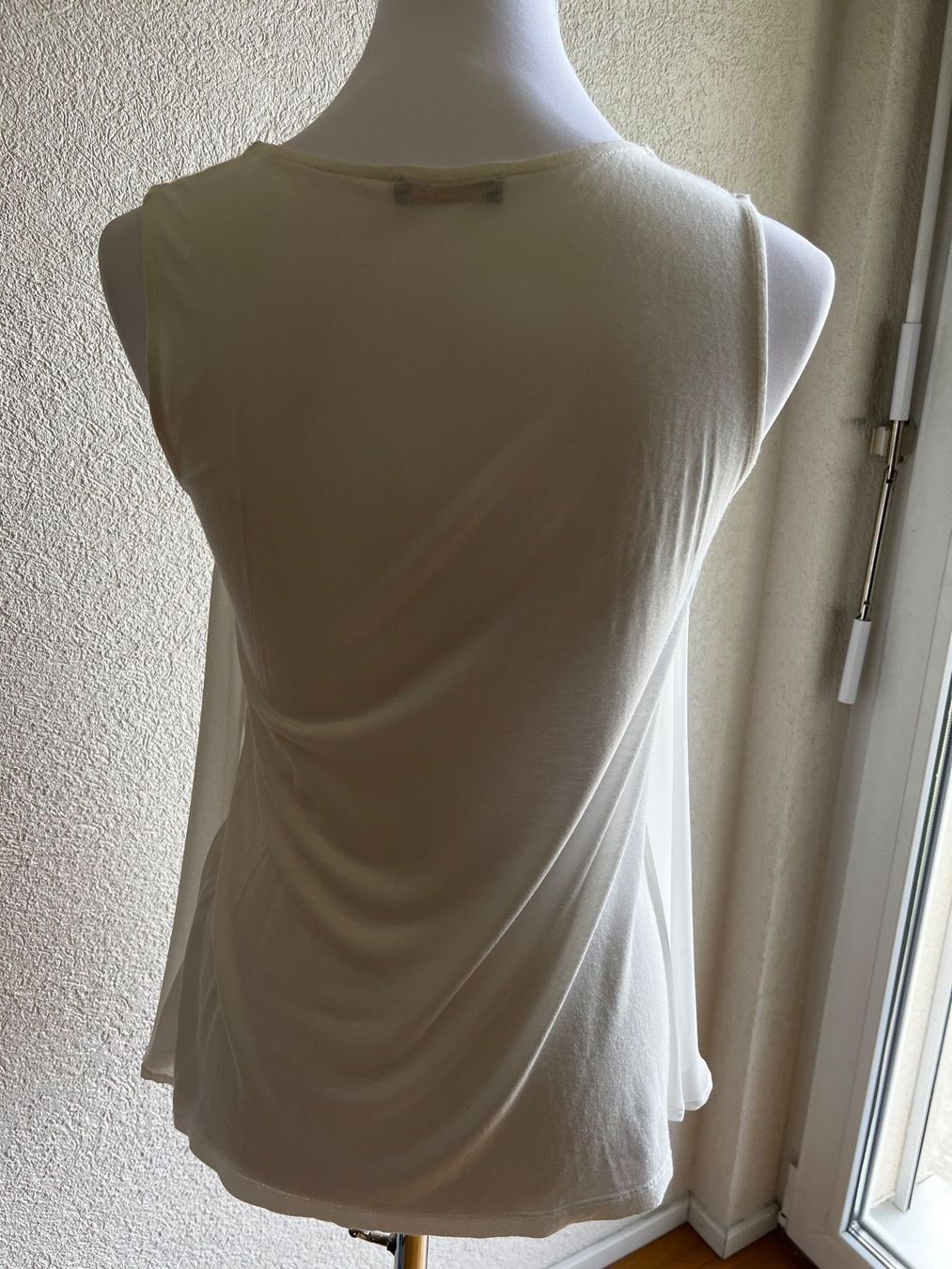 Tops: 3 Damen tops Gr 36 – D'occasion à Münchenstein par ArleneLM