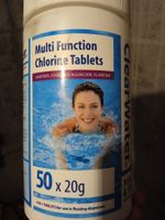 Chlorine tablets pool and jacuzzi