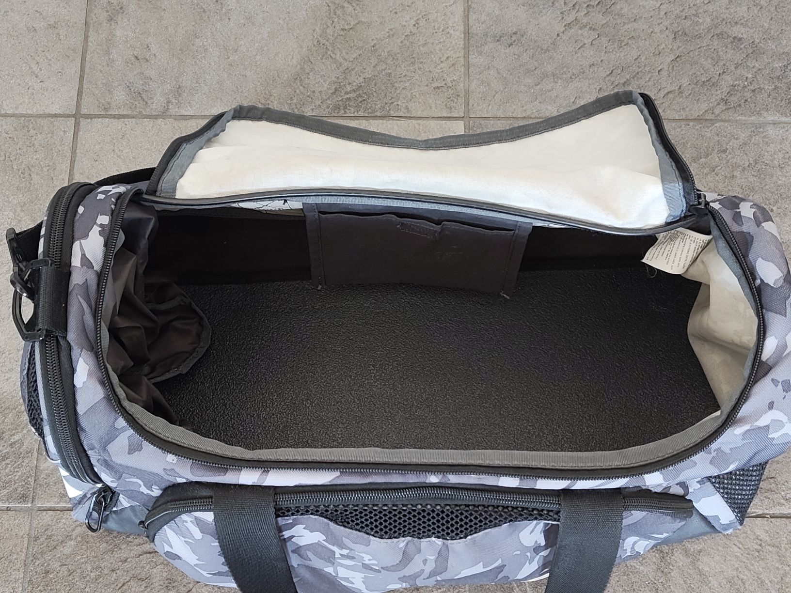 Nike Borse: Nike YA Team Training Bag S Sporttasche – Usato da Bern venduto da Rexu 2