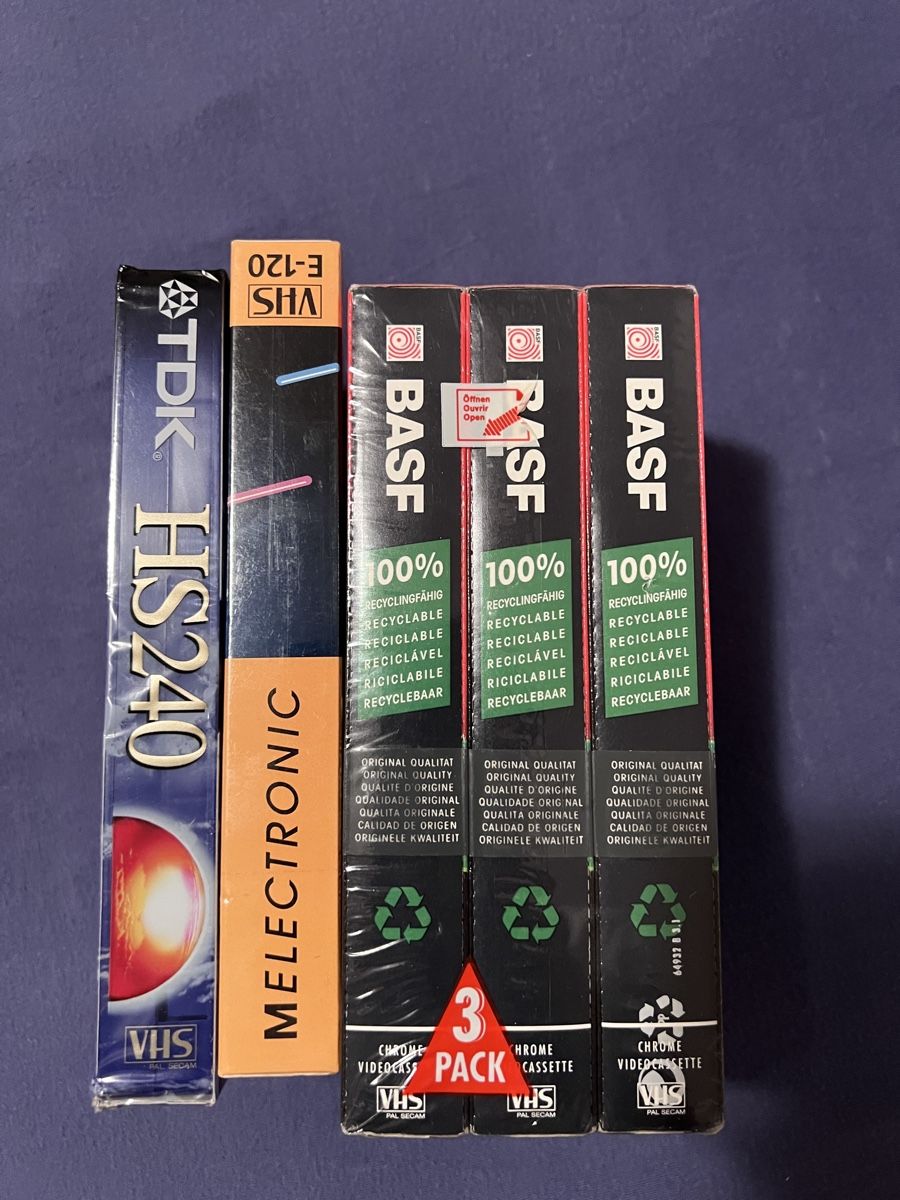 Cassette vuote: Videocassette VHS TDK BASF MELECTRONIC E-120 E-180 HSH240 CH – Usato da Massagno venduto da Pampafiji
