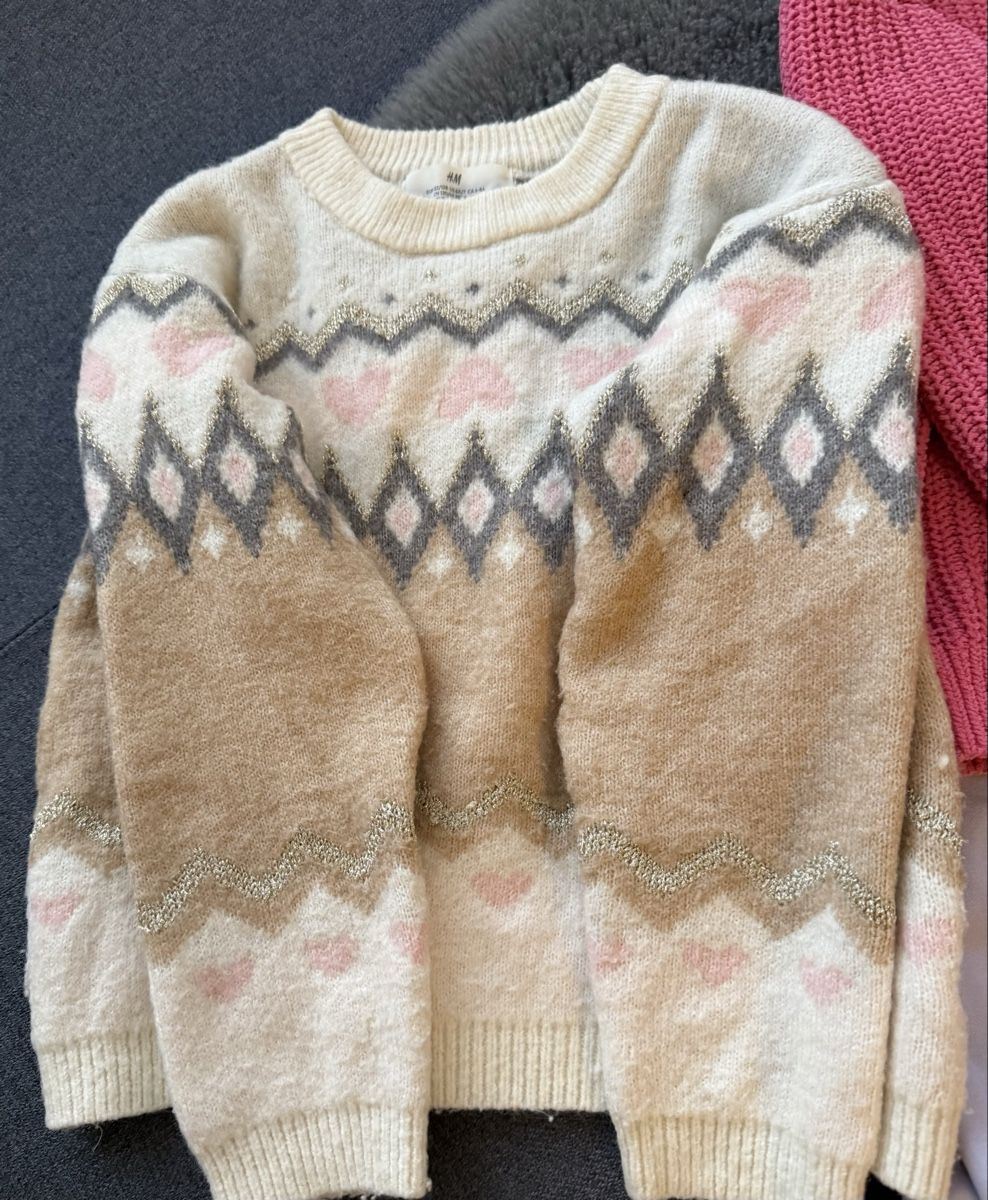 H&M Maglioni & Felpe: Kleiderpaket schöne H&M Pullover 122/128 – Usato da Wil SG venduto da smfo 3