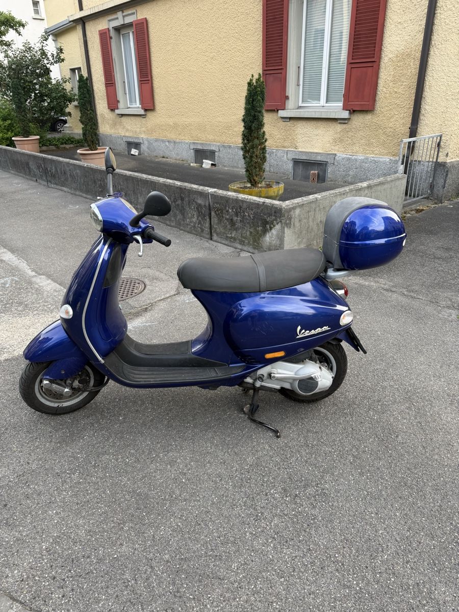 Vespa Scooters: Blaue Vespa ET4 – Gebraucht aus Bern von Mibo66 1