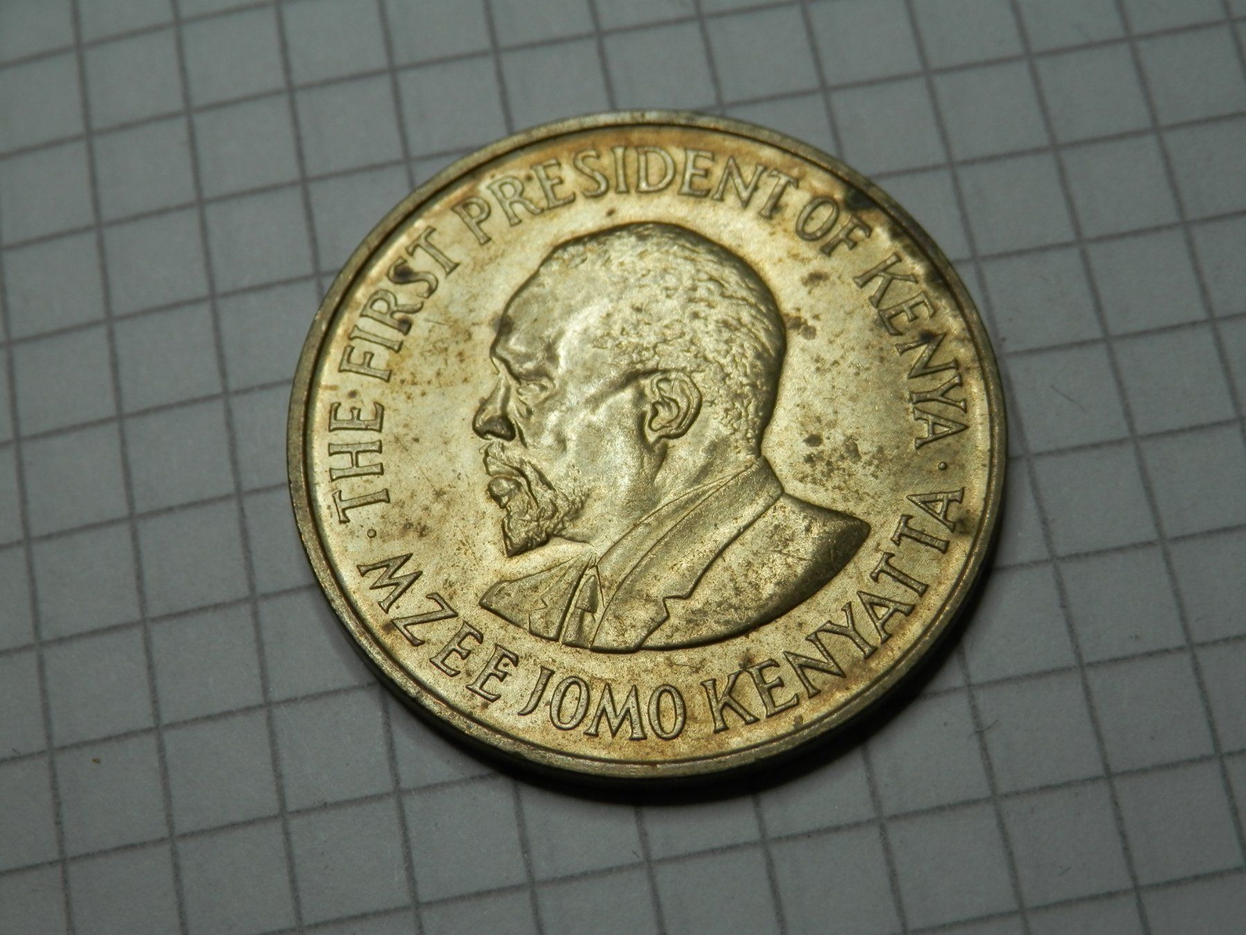 Tutti le monete: Kenia  5 Cent, 1974 – Usato da Weiach venduto da weiach81