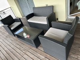 Rattan lounge