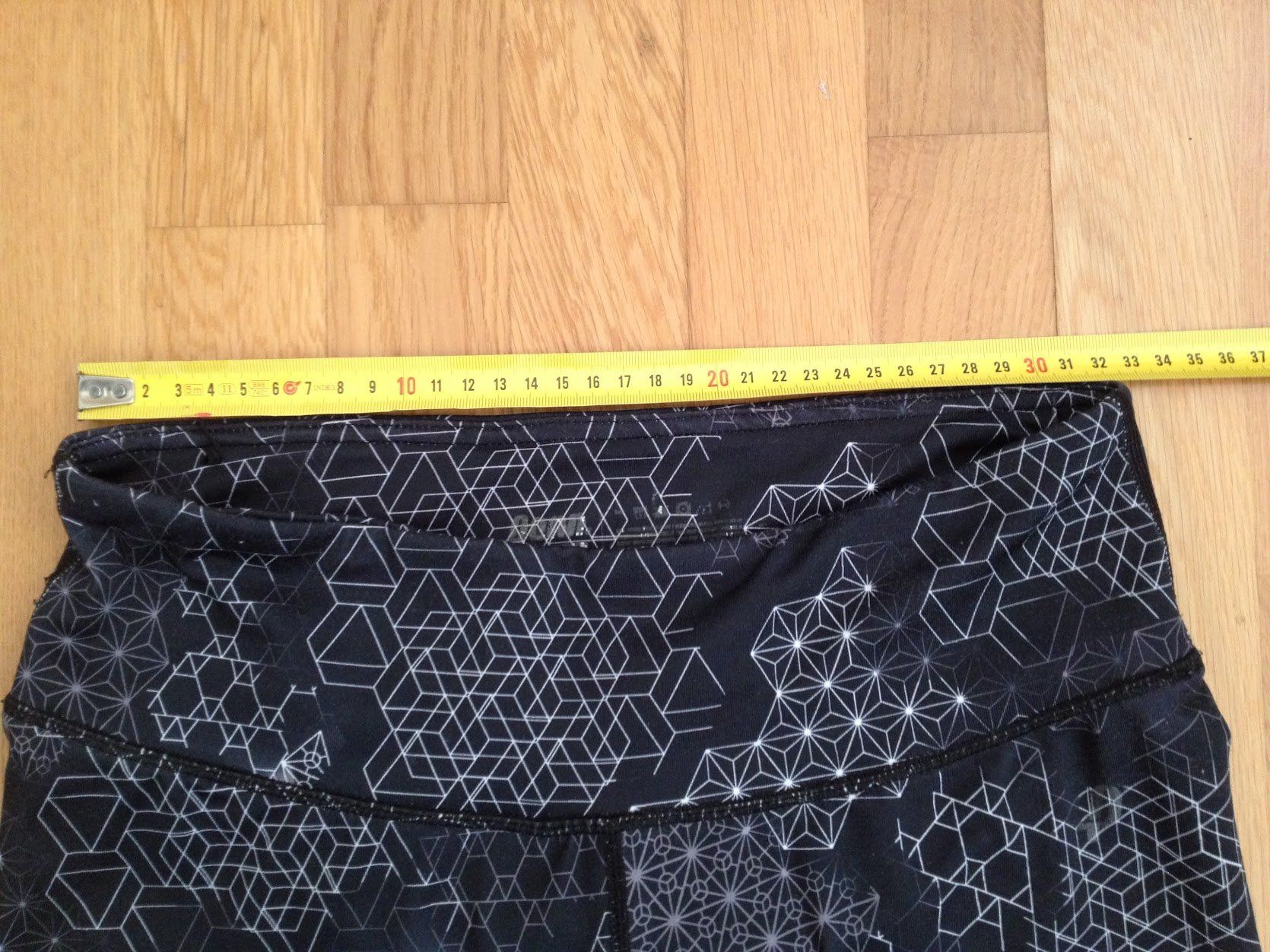 Leggings: Kurze Sport Leggins – Usato da Dübendorf venduto da Fip05 1
