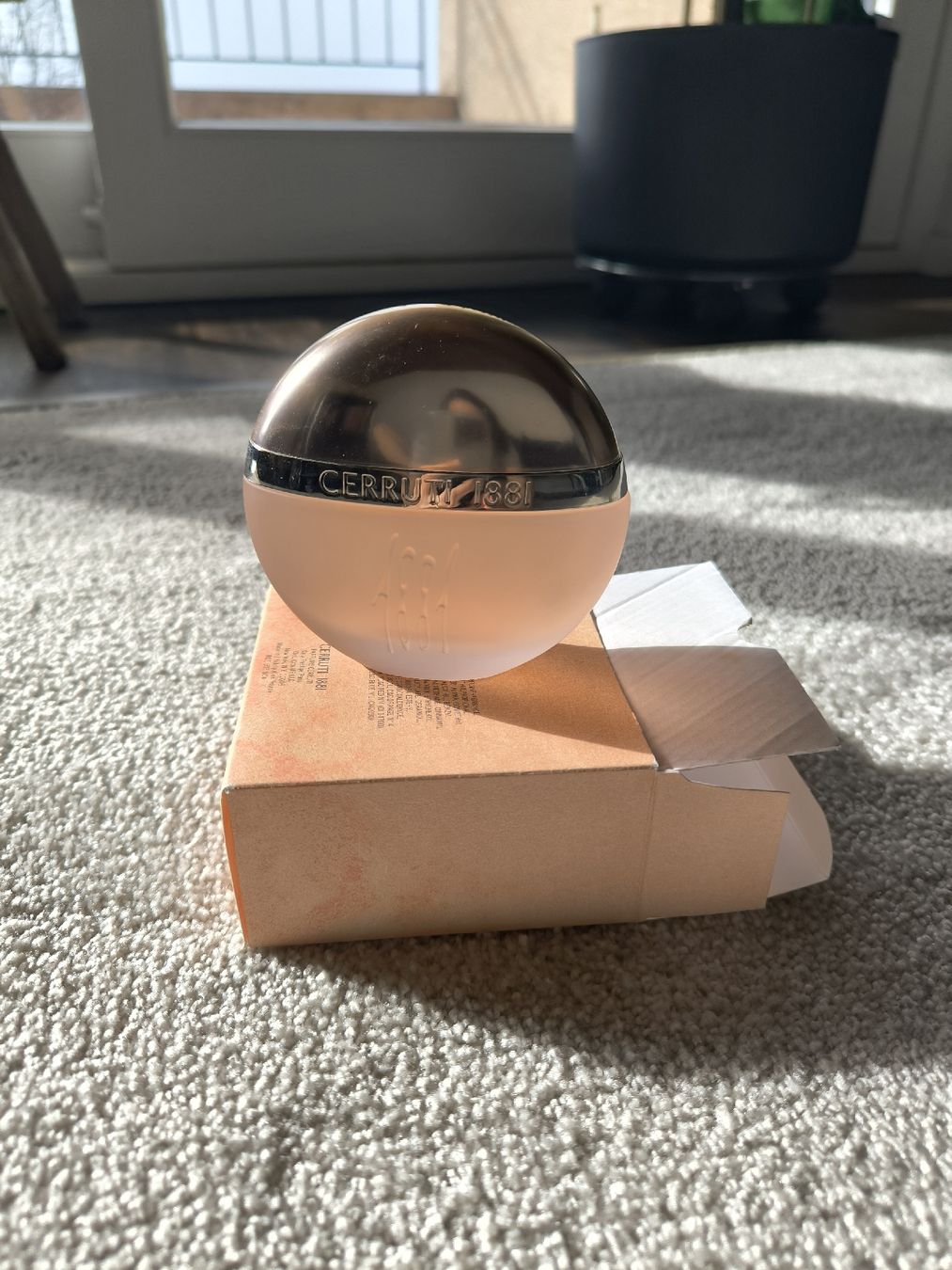 Cerruti Profumi & Eau de Toilette: Cerruti 1881 Eau de Toilette 100ml – Usato da Zug venduto da LindaManga 2