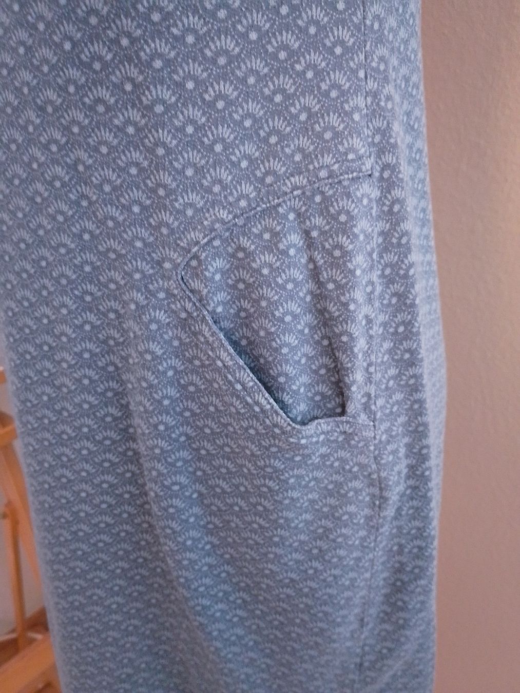 Lotti di vestiti: Kleid und Jumpsuit Gr.M – Usato da Luzern venduto da GoSecond 6