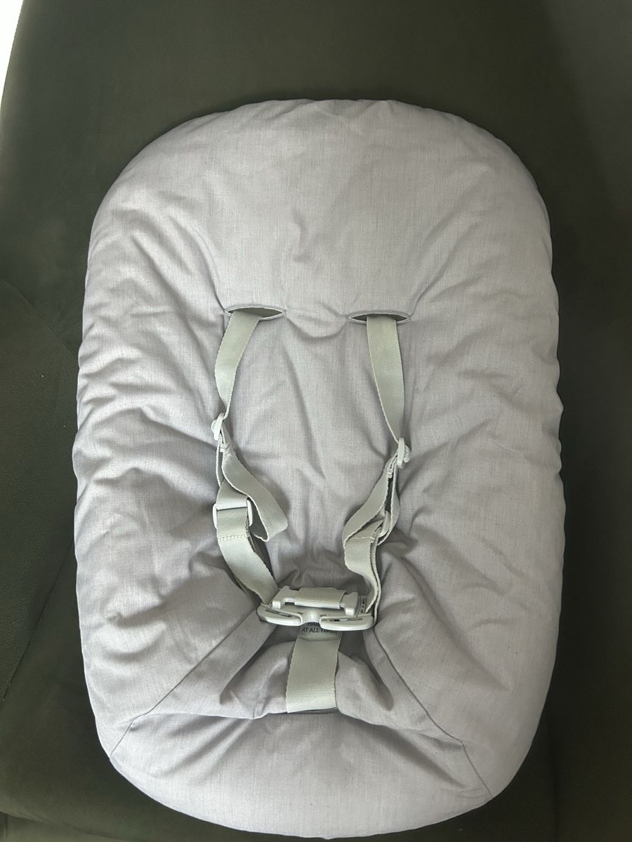 Stokke Seggioloni: Stokke Tripp Trapp Newborn Set grau – Usato da Horgen venduto da sam-meth 1