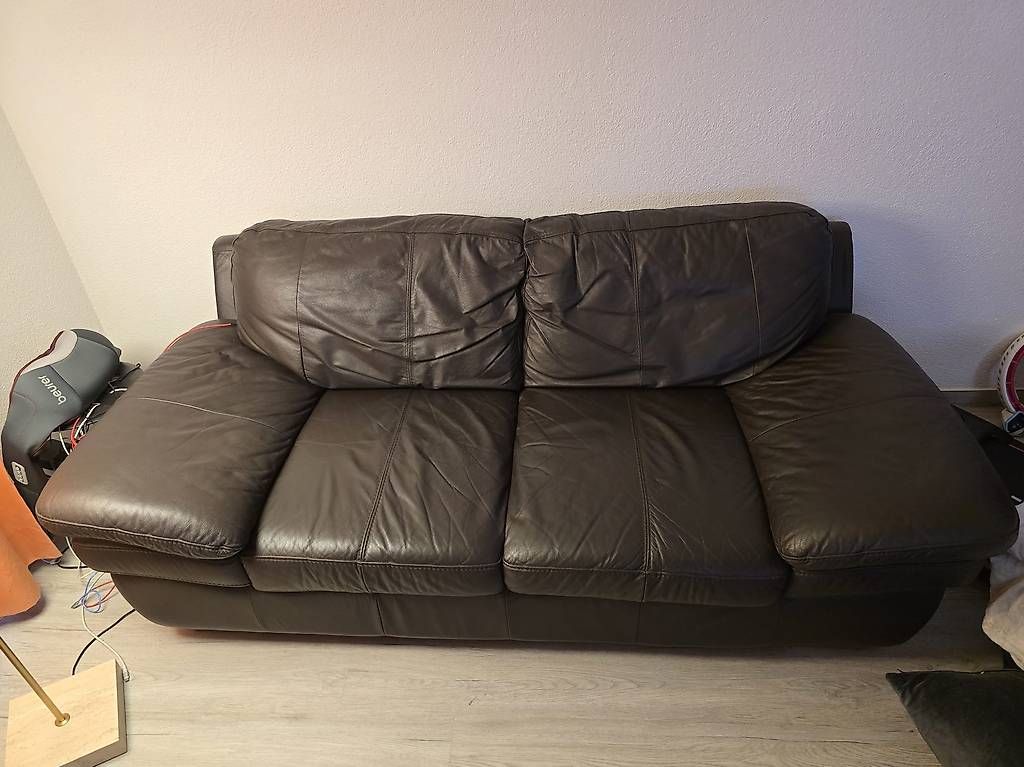 Divani: Sofa ( fake leder) – Usato da Thal venduto da mic_zrj5