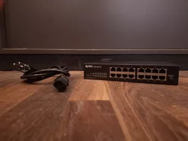 Zyxel GS1100-16 Switch (16 Ports)