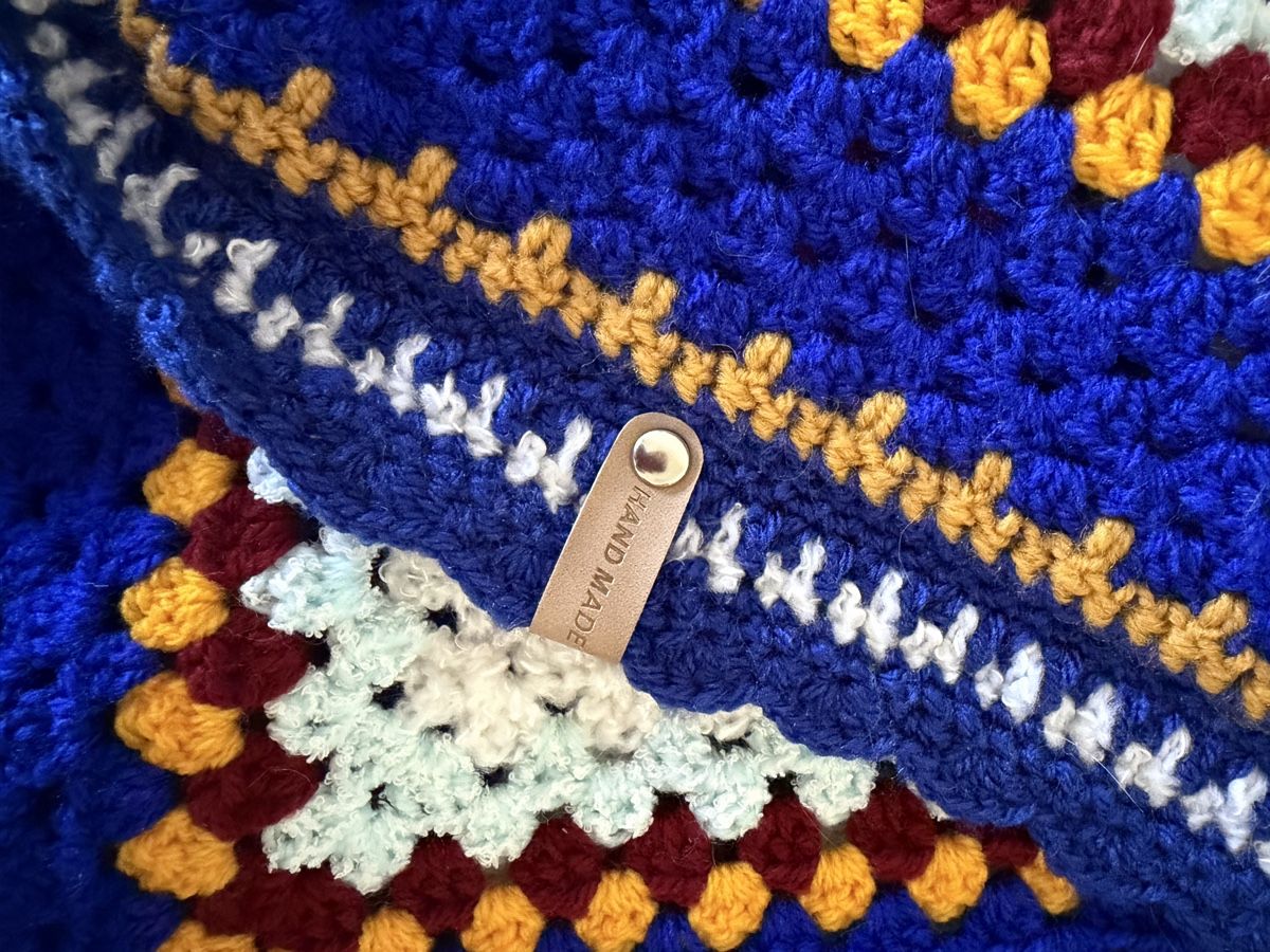 Coperte: Selbsglehäkelte Decke Granny Square NEU – Nuovo e nell'imballaggio originale da Aarau venduto da melaniefhr2000 1