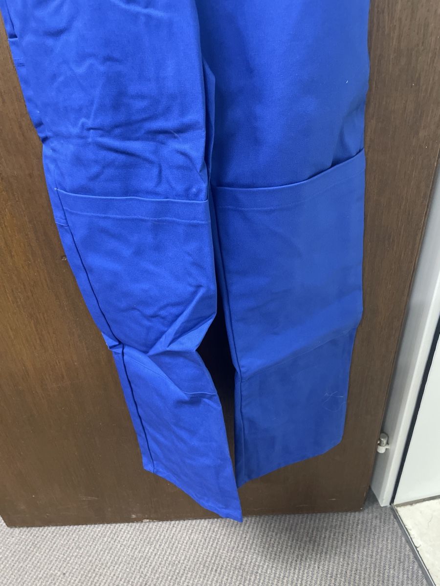 Pantaloni: Blaue Arbeitslatzhose Grösse CH 44 – Nuovo (secondo la descrizione) da Zürich venduto da Smarties13 2