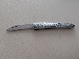 Taschenmesser mit verziertem Griff Metall gebraucht