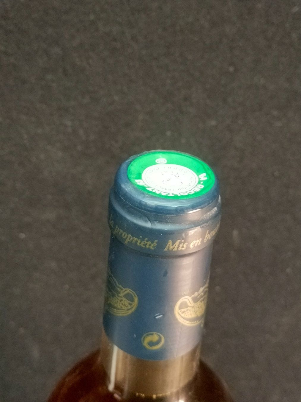 Wein: DOMAINE BEAUVALLON 2000 – Neu (gemäss Beschreibung) aus Genève von Leboucheoreilles 5