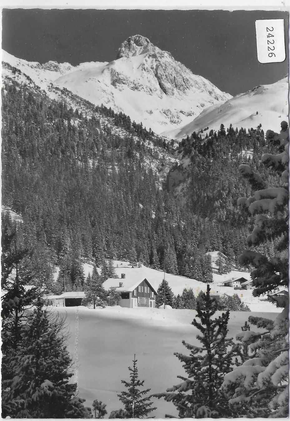 Vestes & Manteaux: Sonnen-Hof Preda im Winter en hiver – Antique à Ettingen par Kartenplanet