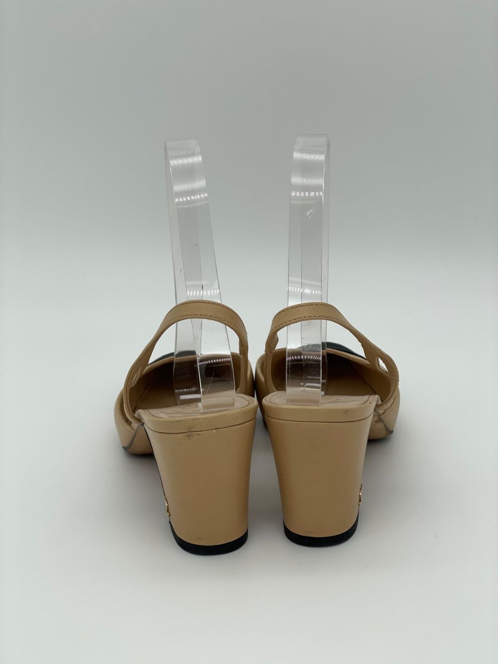 Chanel Scarpe da donna: Chanel Classic Slingback EU 36 Beige – Usato da Zürich venduto da shoe_shop 5