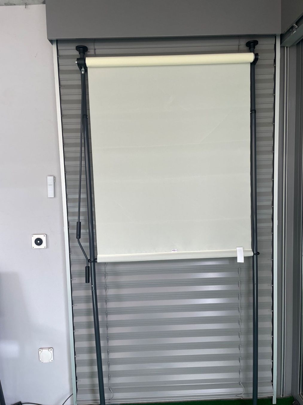 Tende da sole: Aussen-Rollo für  Balkon, Terrasse (neu & originalverpackt) – Nuovo e nell'imballaggio originale da Wetzikon ZH venduto da HP346