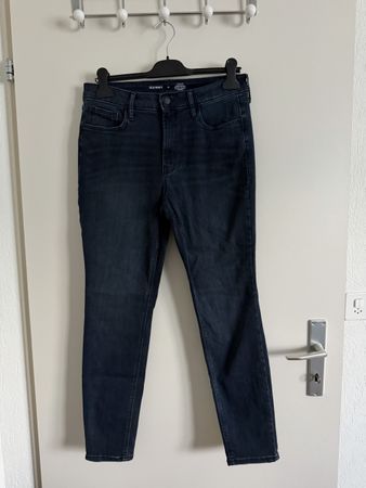 Old Navy Jeans Rockstar Super Skinny Grösse 12 blau