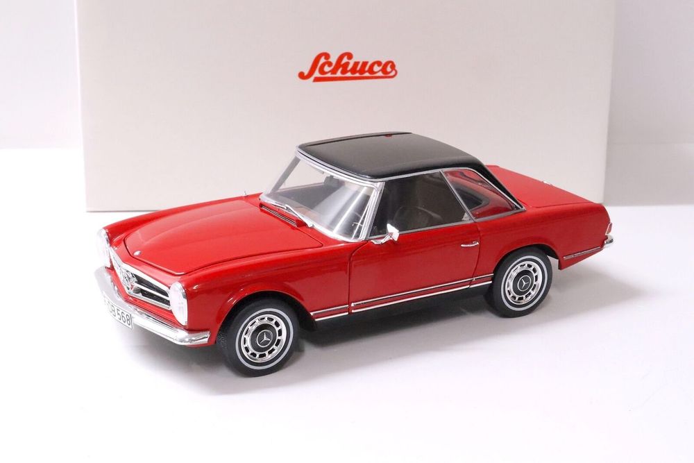 VOITURE MINIATURE AU 1/18: MERCEDES 280 SL cabriolet rouge