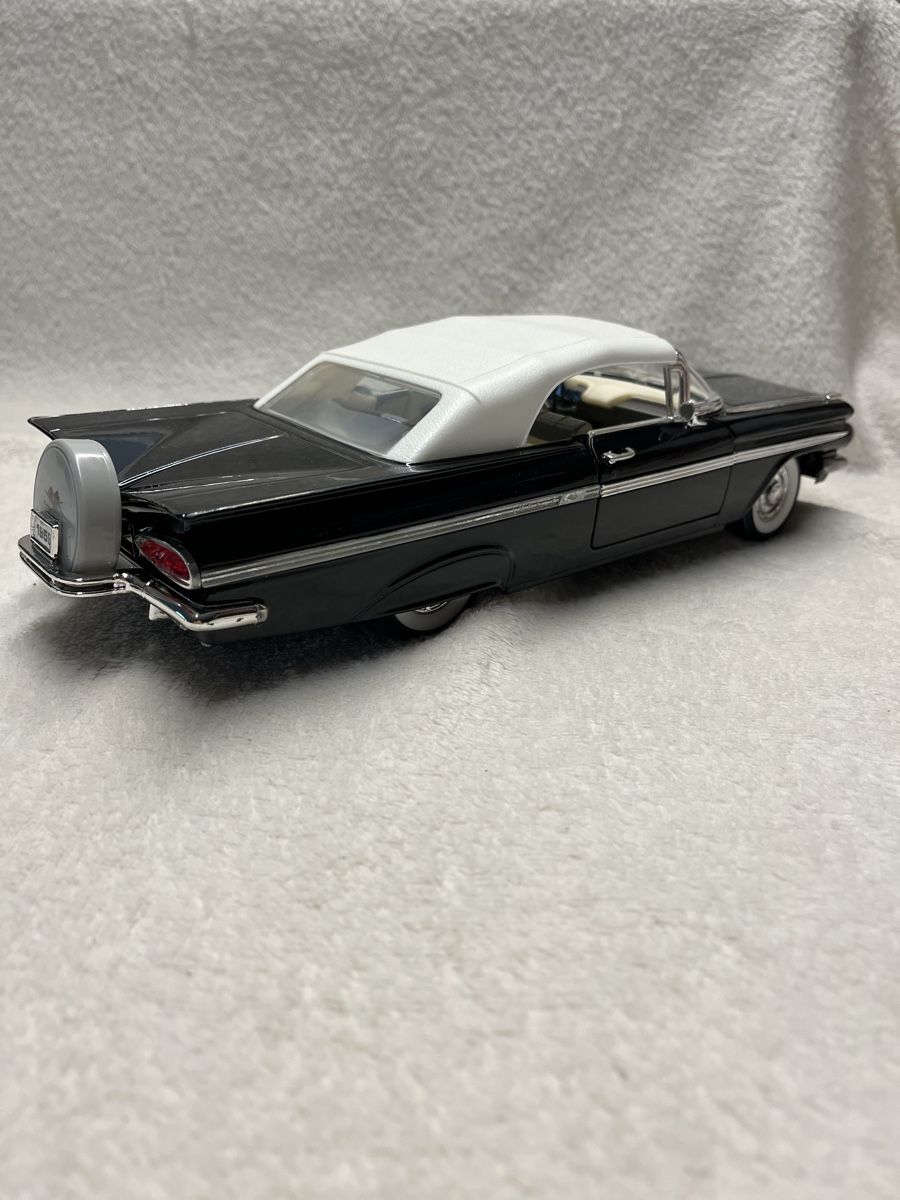 Chevrolet Modellini d'auto: Chevrolet Impala 1959 – Nuovo e nell'imballaggio originale da Oberweningen venduto da mer_2yn9 1