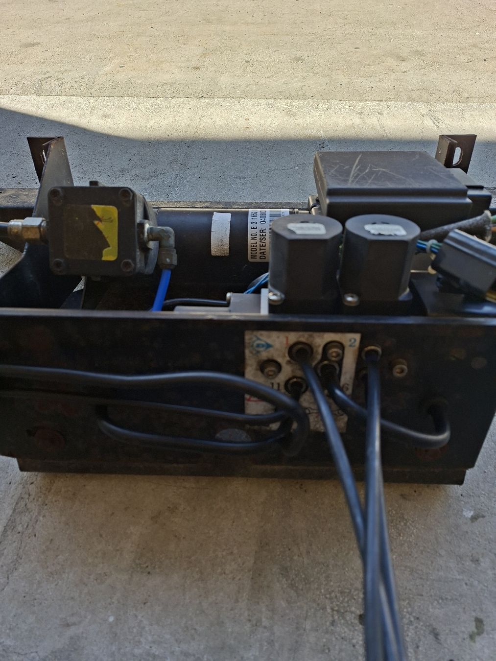 Tutti pezzi di ricambio auto: Kompressor Luftfederung / Renault Master / Opel Mova – Usato da Illgau venduto da BMWE30er 2