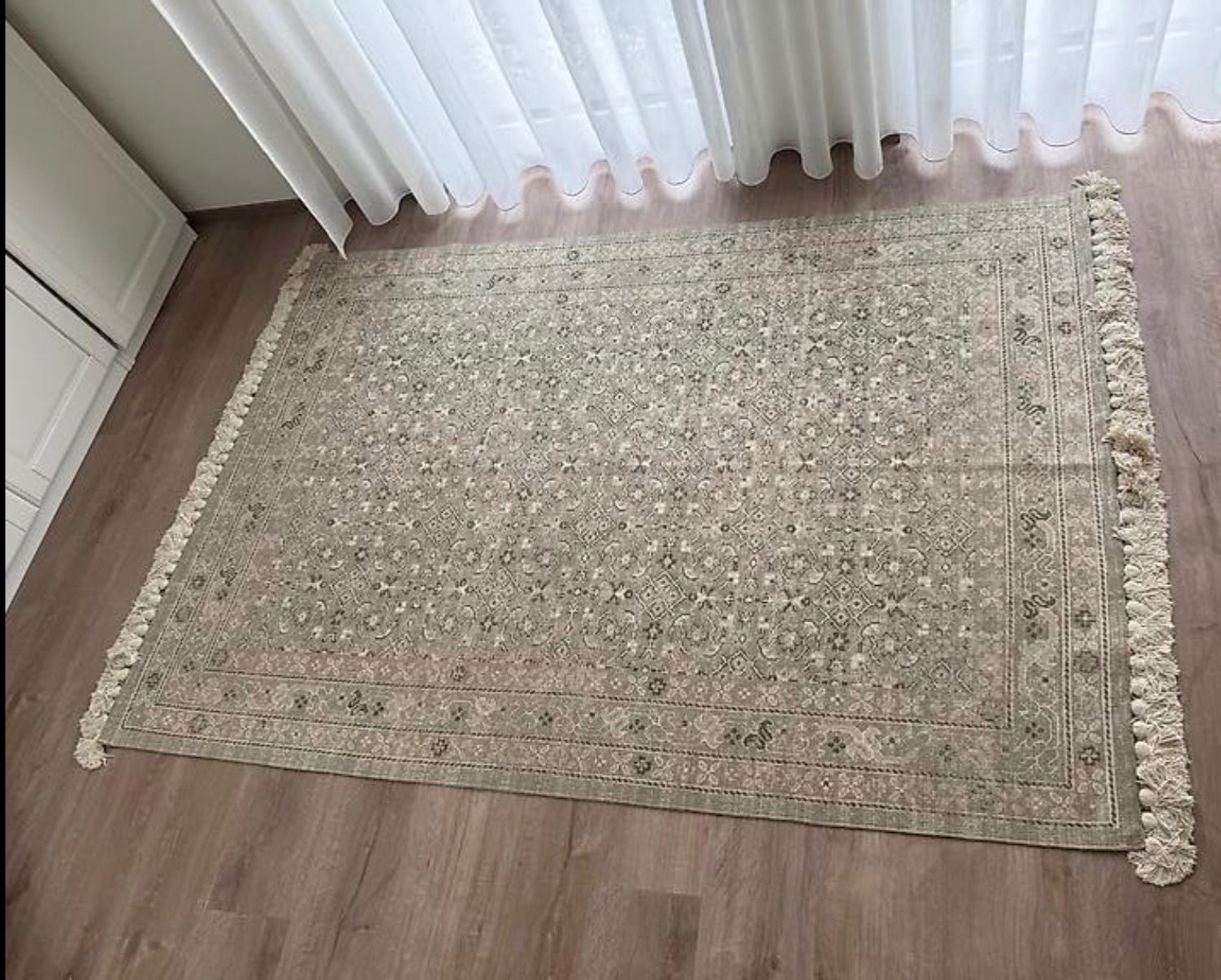 H&M Tappeti: Teppich mit Fransen H&M Home top Zustand – Usato da Nussbaumen AG venduto da HelenaDavid1910