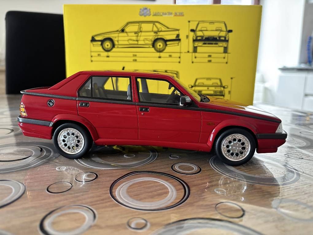 Modellini d'auto: Alfa Romeo 75 1/18 – Usato da Lodrino venduto da angeloige 2