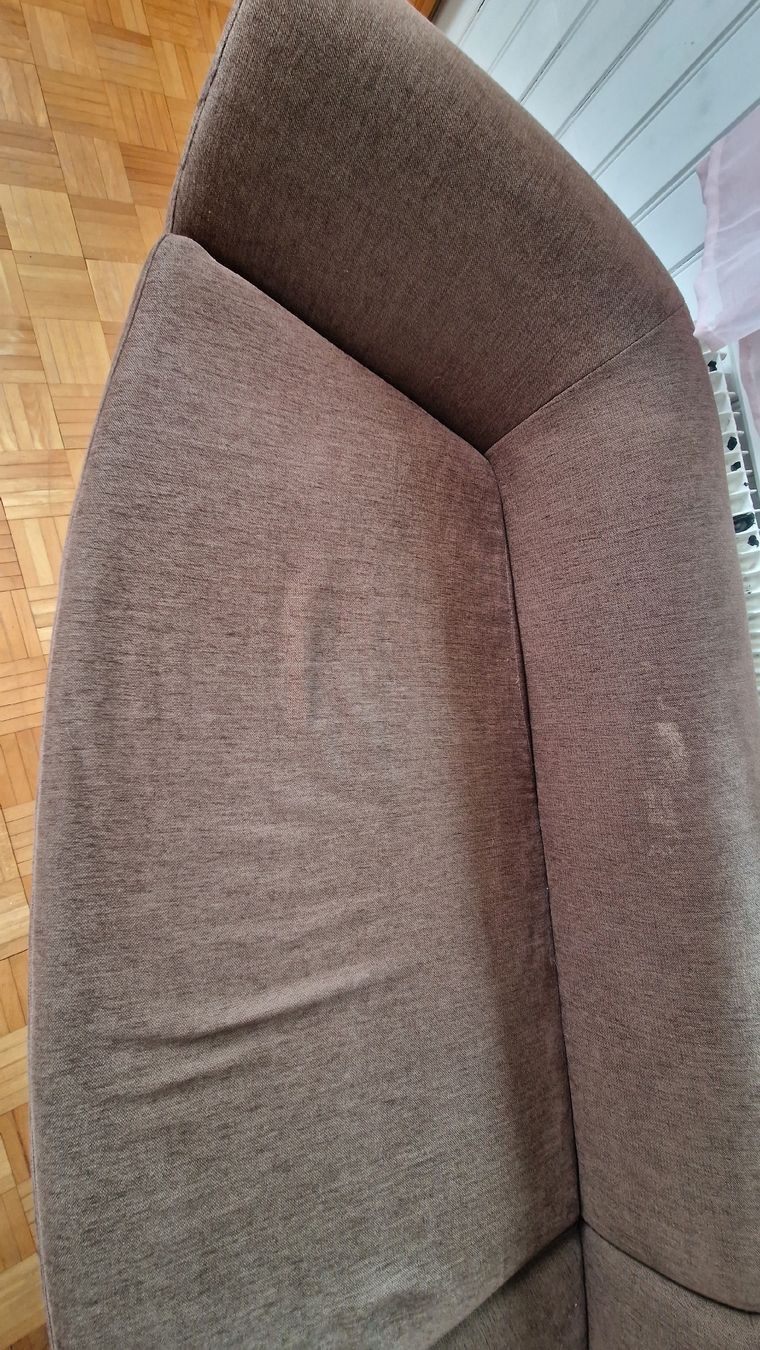 Divani: Gemütliches Ecksofa mit Hocker – Usato da Nussbaumen TG venduto da JkStEner 1