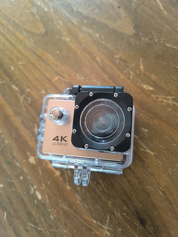 Action Cam: 2 Gopro Hero5 black + 2 batteries  – Usato da Estavayer-le-Lac venduto da cht_55s8 2