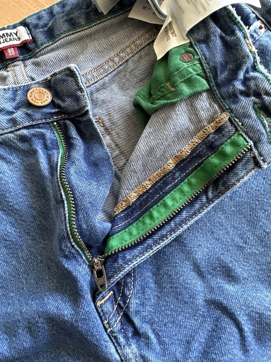 Tommy Hilfiger Jeans: Jean Tommy Jeans, Taille 30/30 , coton – Neu (gemäss Beschreibung) aus St-Saphorin-Morges von mac_7tvq 3