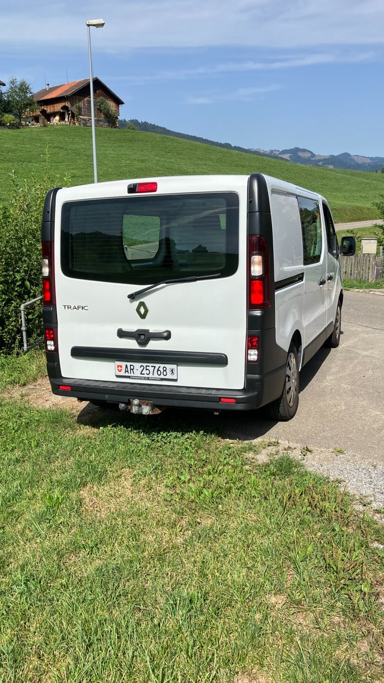Renault Nutzfahrzeuge: Renault Trafic dCi120 – Gebraucht aus Ebnat-Kappel von lucydiamond 3