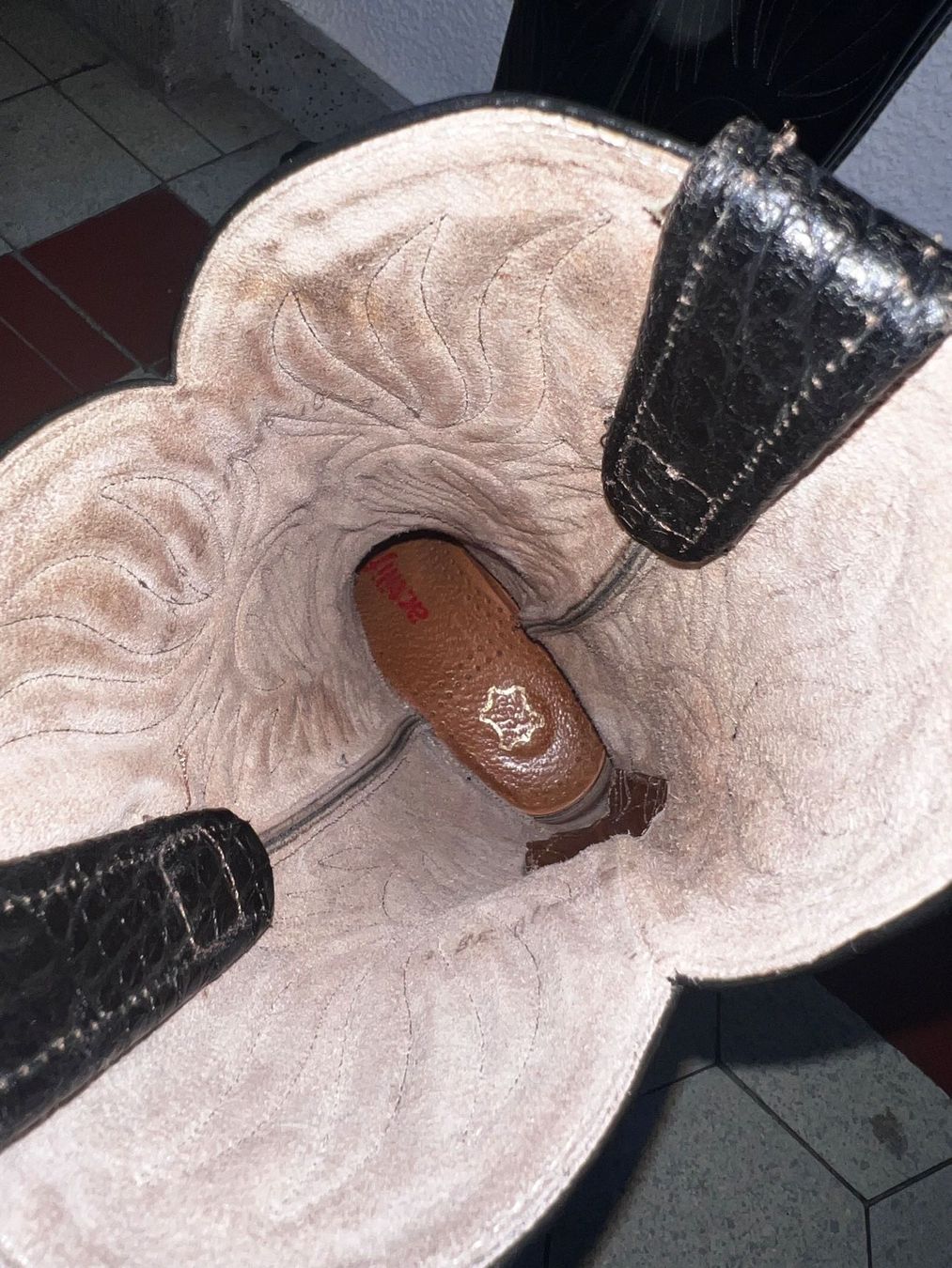 Scarpe da donna: Lederstiefel Gr.38 "Cowboy-Kroko-Style" – Usato da Zürich venduto da Mailfree 4