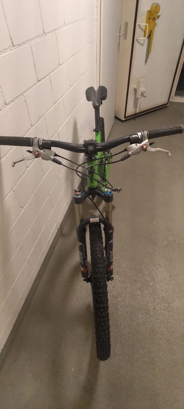 Specialized Velos: Specialized Stumpjumper Expert – Gebraucht aus Russikon von Furrerlili 1
