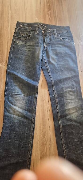 Jeans: Jeans Tuwe' Frau  – D'occasion à St.Gallen par tra_ch5s