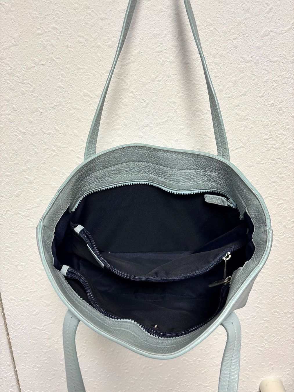 Bally Taschen für Damen: Bally Shopper hellblau – Gebraucht aus Bottmingen von ana_5hrv 3