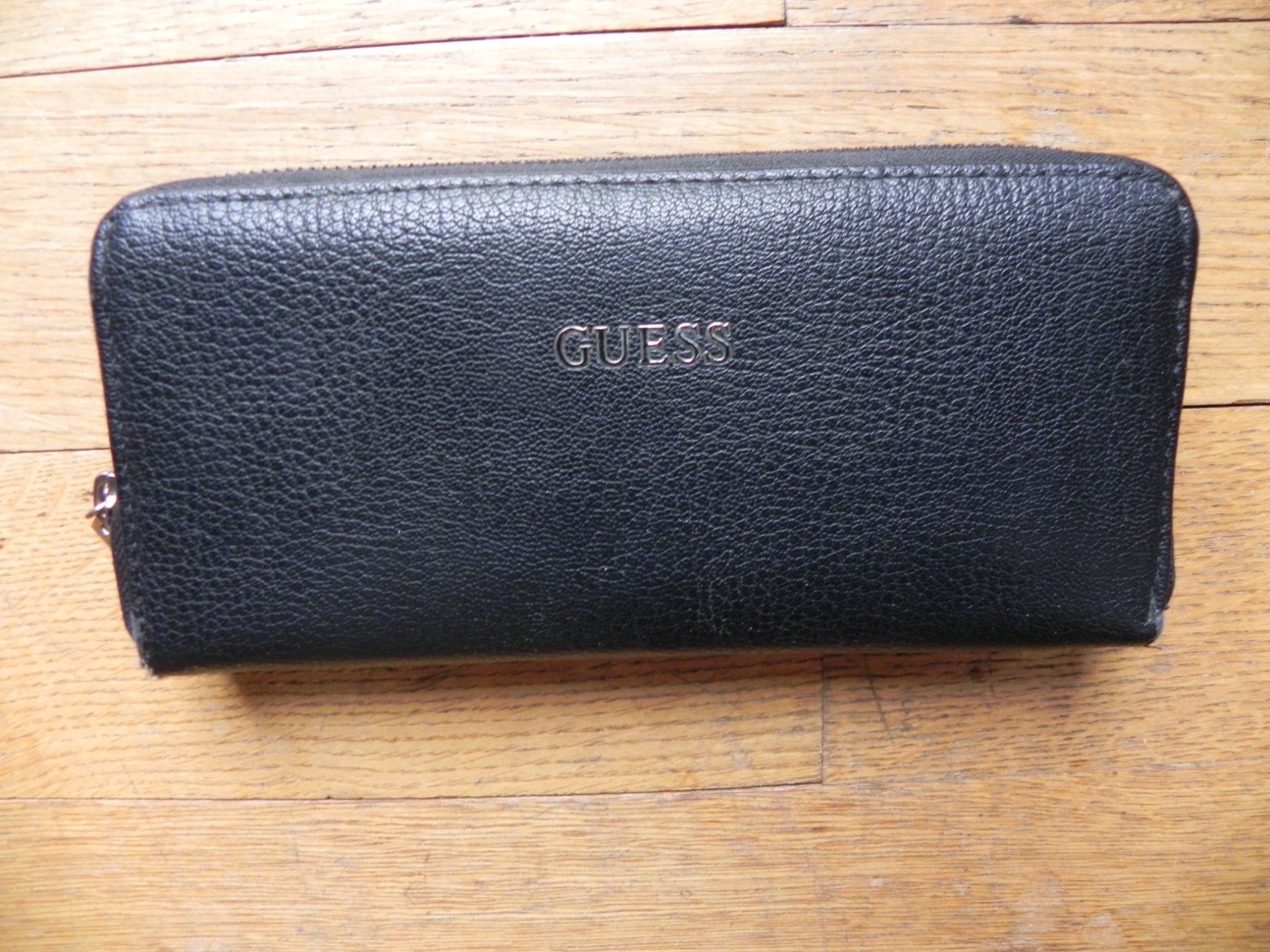 Guess Portamonete: Portemonnaie von Guess, schwarz – Usato da Winterthur venduto da Retan0