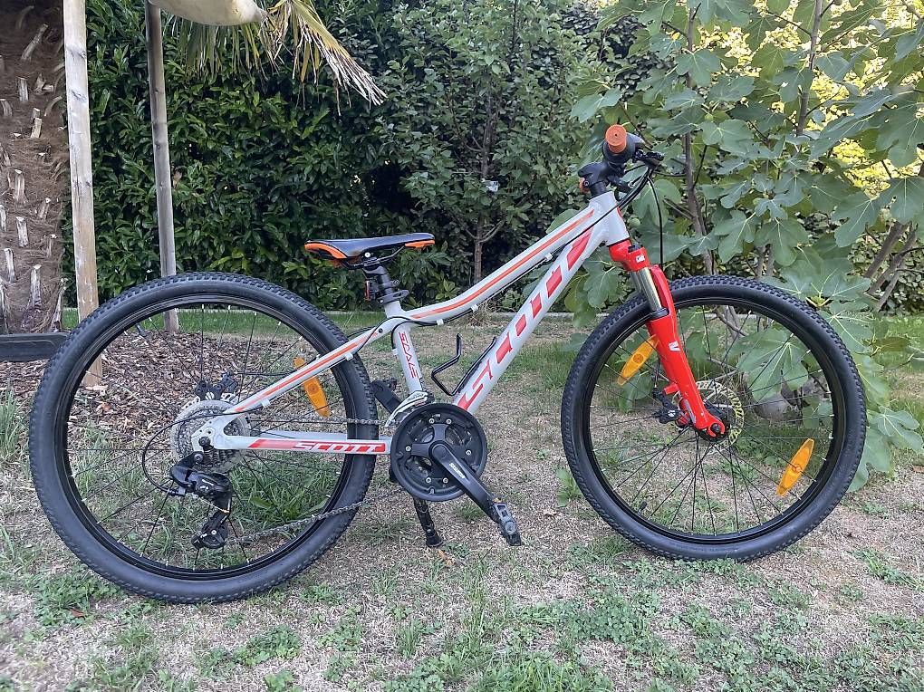 Biciclette: VTT Scott 24" État neuf – Usato da Bevaix venduto da Greg999