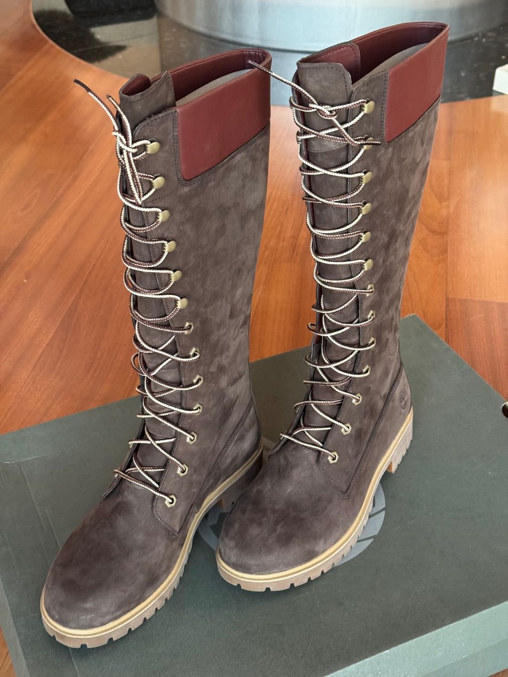 Timberland Chaussures femmes: Timberland Stiefel Grösse 40 – D'occasion à Wettswil par Scire01