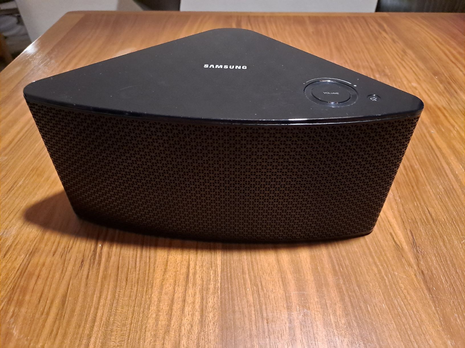 Samsung Lautsprecher: Samsung WAM M3 Bluetooth Wlan Multiroom Speaker – Gebraucht aus Basel von suberi_Sach