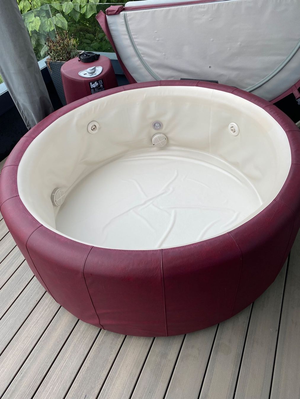 Softub Whirlpool: Whirlpool Softub Legend – Usato da Winznau venduto da gic_7ljs 1