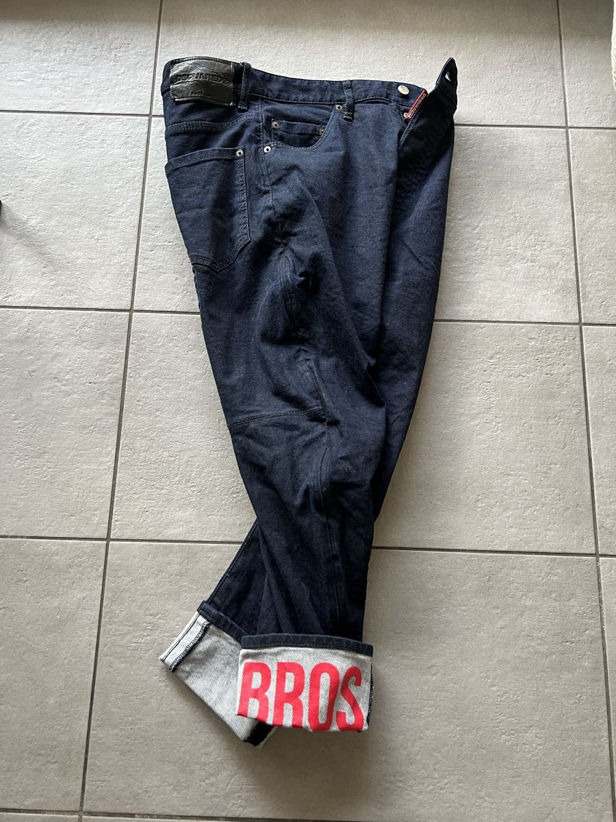 Dsquared2 Jeans: Dsquared2 Baggy jeans uomo 48 – Usato da Mendrisio venduto da fly_9wzx