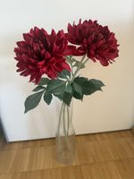 IKEA - Glasvase 45cm mit 3 Dahlien 75cm rot - NP 44.-