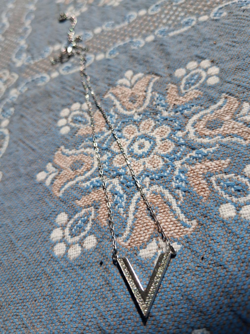 Swarovski Catenine: Collier V von Swarowski – Usato da Thun venduto da gabiname