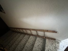 Alte Holzleiter Dekoration rustikal gebrauchter Zustand