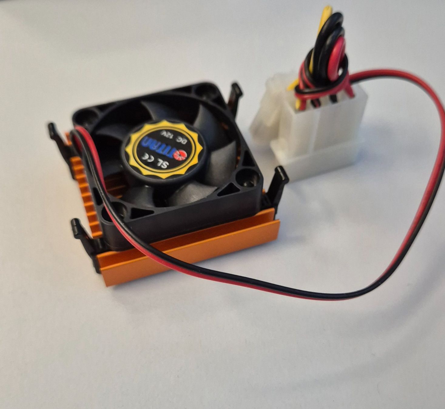 PC: Titan TTC-486E CPU Cooler – Usato da Büron venduto da Restposte 2