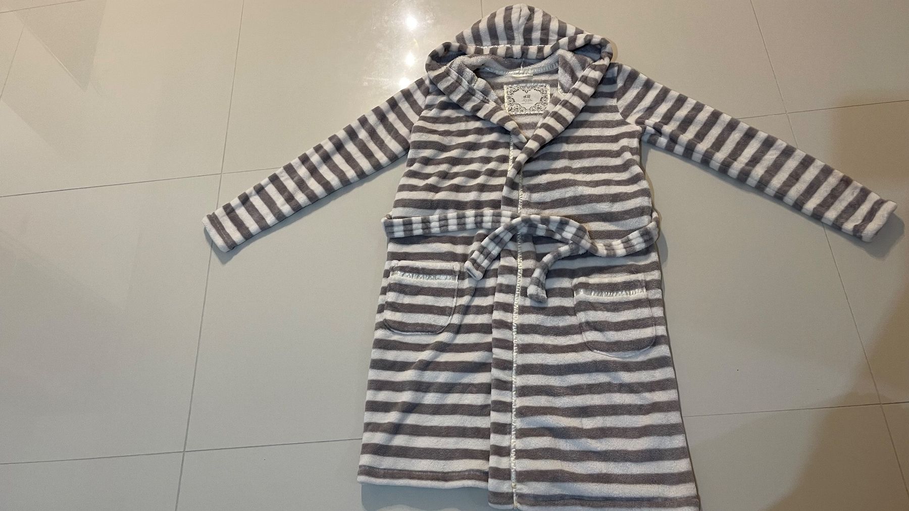H&M Accappatoi: Damen Bademantel – Nuovo (secondo la descrizione) da Rheineck venduto da pssesolnet
