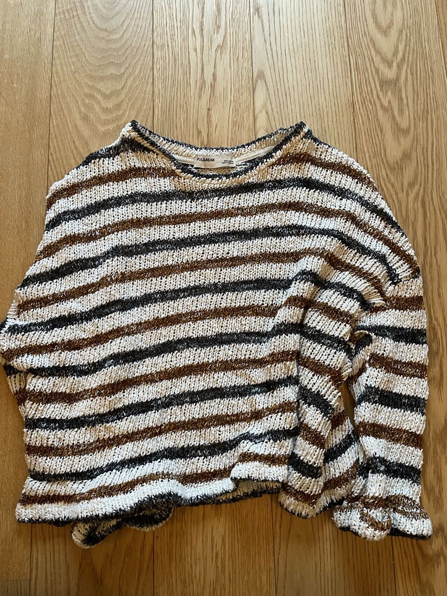 Pull&Bear Top: Pull S en mailles Pull & Bear – Usato da Vufflens-la-Ville venduto da chl_vmt6 2