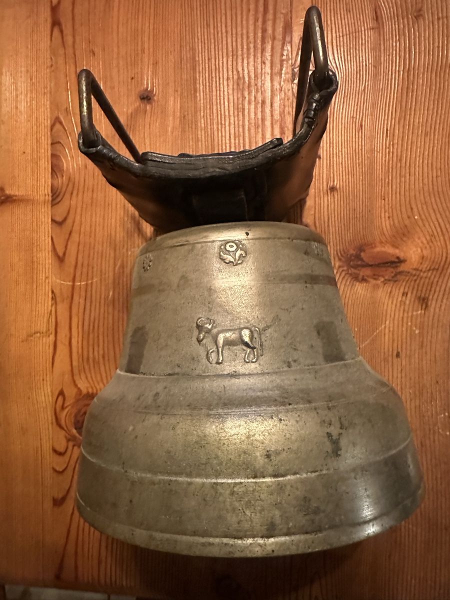 Glocken & Treicheln: Schopfer   Gessenay – Gebraucht aus Zumholz von Gotterong 3