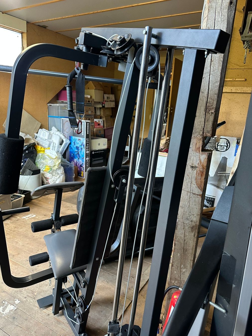 Vélos d'appartement: Weider Multifunktions-Kraftstation mit Gewichtsblock – D'occasion à Bennau par Santolina 2