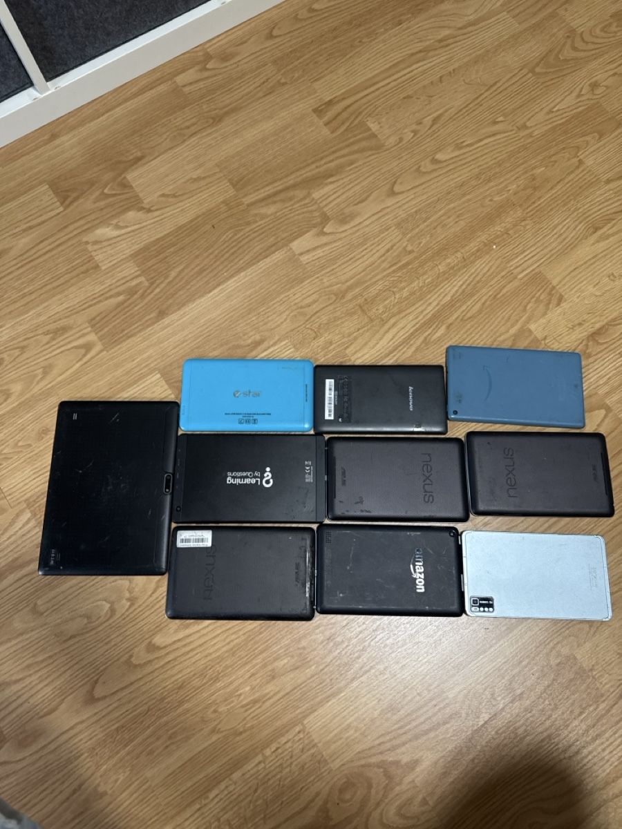 Tablet PC: 10 Tablet Mix different sizes   – Difettoso da Riehen venduto da Top-Quality 5